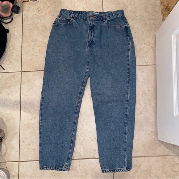 Blue Jeans - Picture 1 of 3